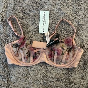 For love & lemons bra!